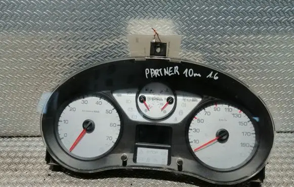 Peugeot Partner Speedometer (instrument cluster) 9665983180