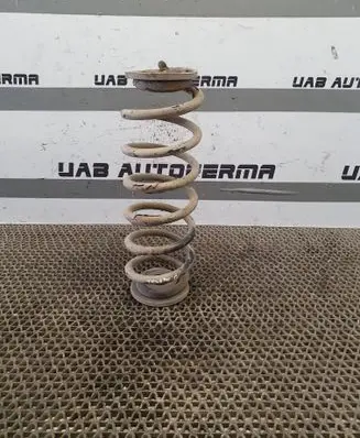 Volkswagen Touran II Rear coil spring