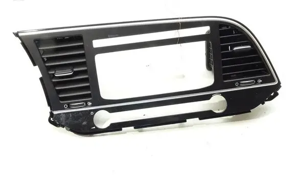 Hyundai Elantra VI Dashboard side air vent grill/cover trim 