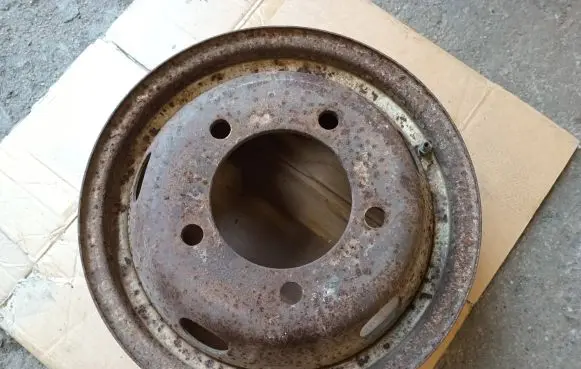 Renault Mascott R16 steel rim 