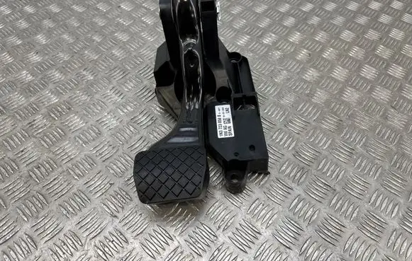 Volkswagen ID. Buzz Brake pedal 1N3723058B