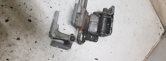Audi A6 S6 C6 4F Front door lower hinge 