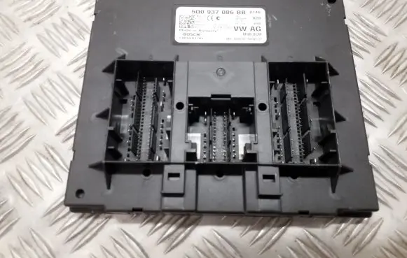 Volkswagen PASSAT B8 Comfort/convenience module 5Q0937086BB