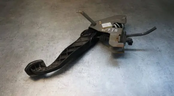 Clutch pedal