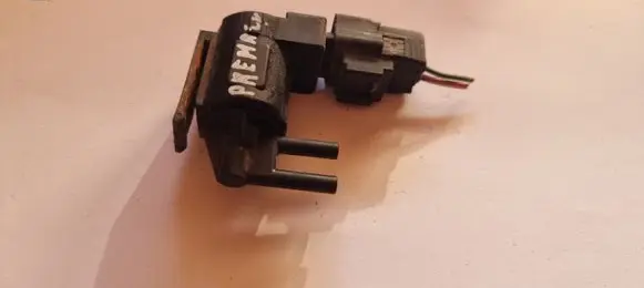 Mazda Premacy Vacuum valve K5T44090