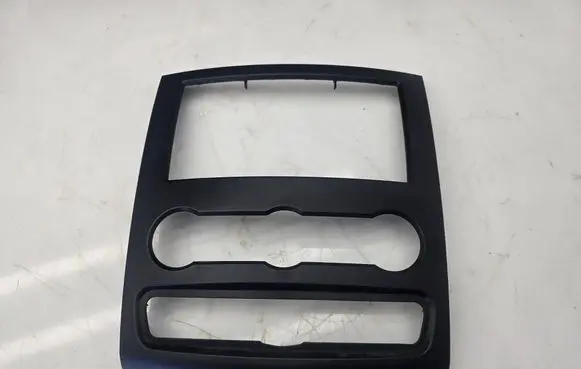 Mercedes-Benz Sprinter W906 Radio/GPS head unit trim A9066800017