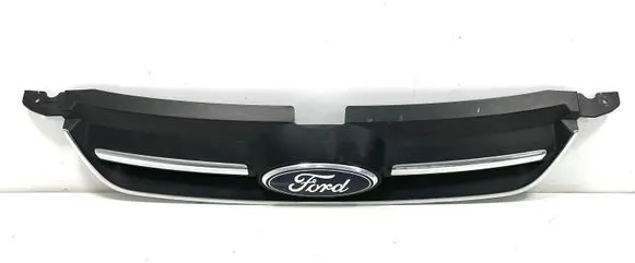 Ford C-MAX II Front bumper upper radiator grill AM51R8200C AM51R8138C