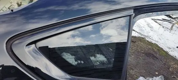BMW X6M G06 F96 Rear side glass trim 7446224 51377446224
