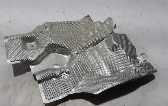 Renault Clio V Exhaust heat shield 476930012R