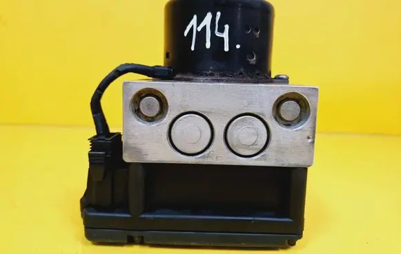Audi A3 S3 8P ABS Pump 1J0614117A 1J0907379