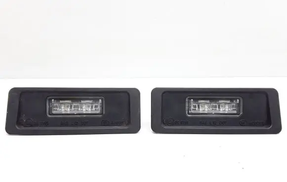 Volvo V40 Number plate light 31352526