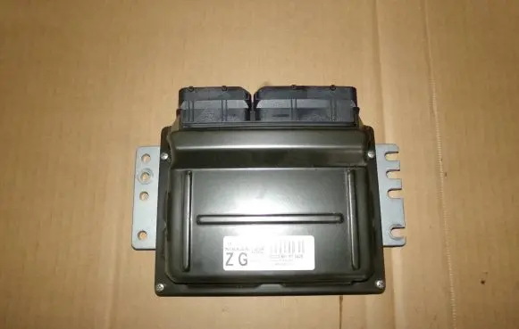 Nissan Primera Engine control unit/module mec32-591