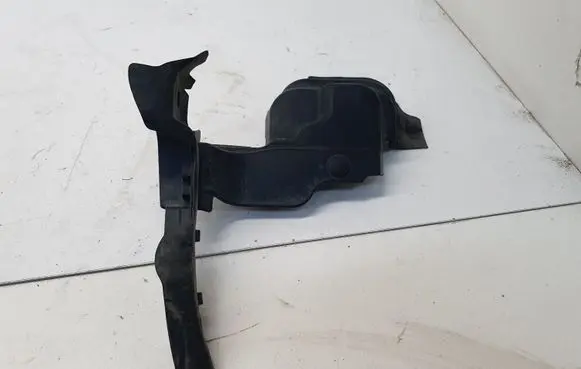 Toyota Auris E180 Other engine bay part 5382502041