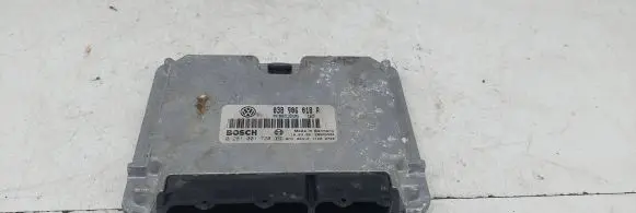 Volkswagen PASSAT B5 Engine control unit/module 038906018P 28SA3504 0281001720
