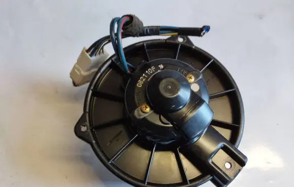 Toyota Yaris Heater fan/blower 194000082110