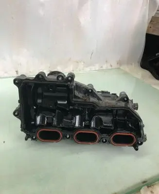 Nissan Juke II F16 Intake manifold 140035727r