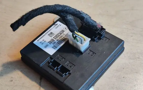 Mercedes-Benz E W211 Comfort/convenience module 2115452132
