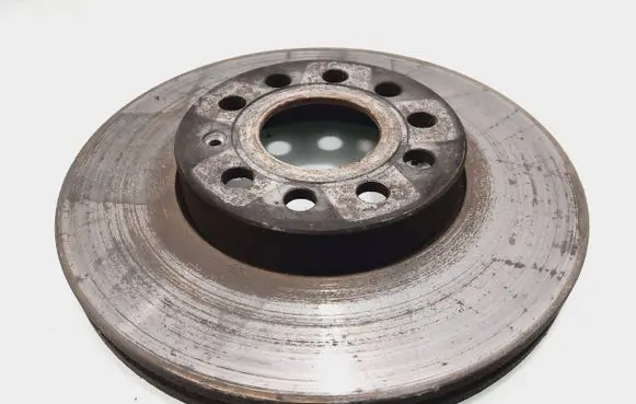 Volkswagen Touran I Front brake disc