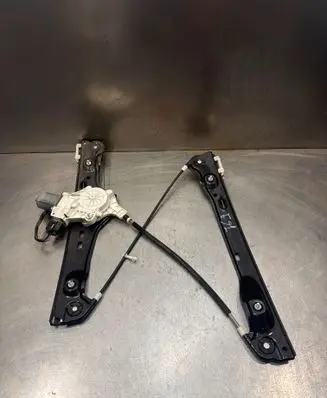BMW 3 E90 E91 Front door window regulator with motor 7060265 7140587