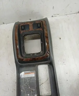 Suzuki Grand Vitara I Center console 7581165D00