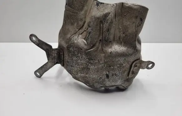 Mercedes-Benz E W211 Heat shield in engine bay A6420960468 6420960468