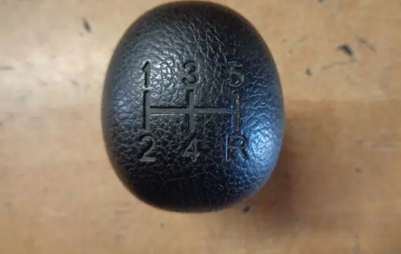 Mitsubishi Space Star Gear lever shifter trim leather/knob