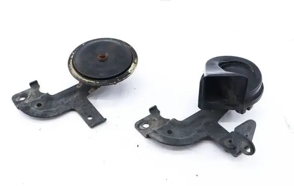 Audi A8 S8 D3 4E Horn signal 4E0951185D