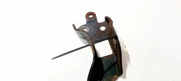 Toyota RAV 4 (XA30) Bracket in trunk/boot 