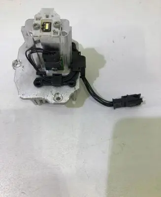 Mercedes-Benz E C207 W207 LED ballast control module 185809-00