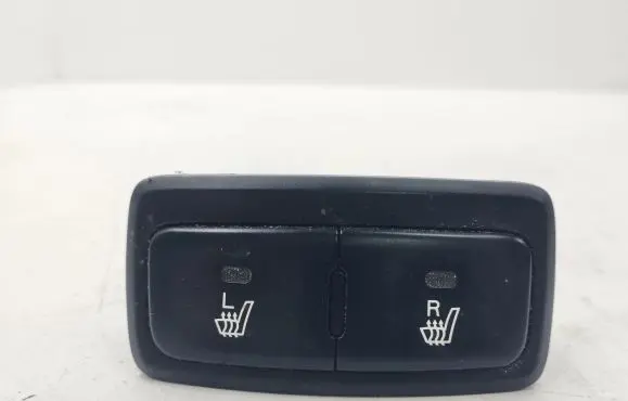 KIA Sportage Seat heating switch 202002962