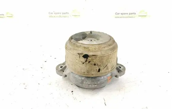 Mercedes-Benz CLS C218 X218 Engine mount bracket DALISID587 2122403317 2122402417