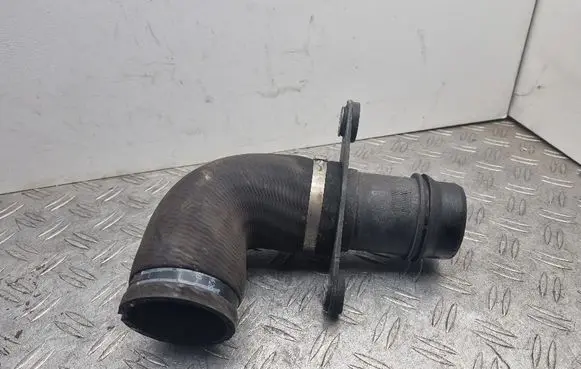 Alfa Romeo Giulietta Intercooler hose/pipe P10428