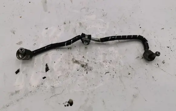 Land Rover Range Rover Sport L320 Fuel injector supply line/pipe NOCODE