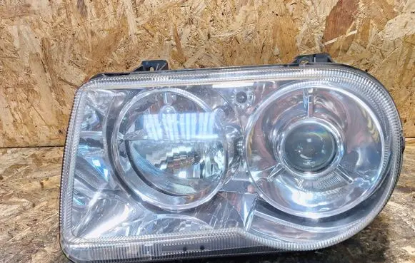 Chrysler 300 - 300C Headlight/headlamp 04805761AG