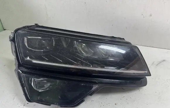 Skoda Karoq Headlight/headlamp 57b941016b