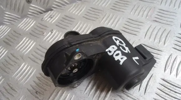 Audi Q5 SQ5 8R Front Brake Caliper Pad/Carrier
