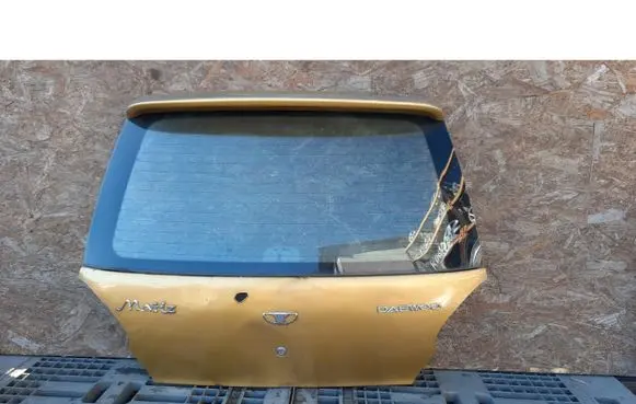 Chevrolet Matiz Front vent window/glass (coupe) 