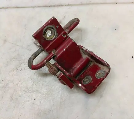 Audi 80 90 S2 B4 Rear door lower hinge 893833411