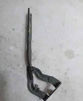 Dodge Journey Engine bonnet/hood hinges 05178241AB