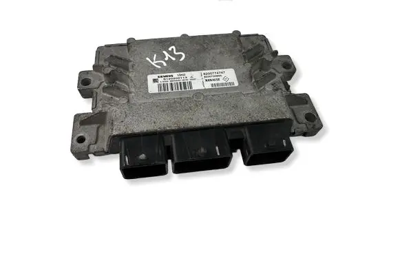 Renault Twingo II Engine control unit/module 8200700695 S120200113