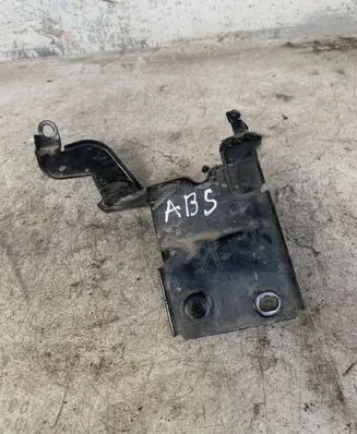 Skoda Karoq ABS pump bracket 5q1614235E