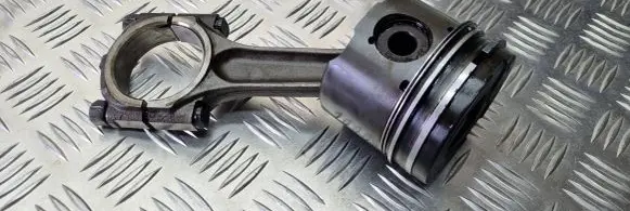 Citroen Berlingo Piston with connecting rod
