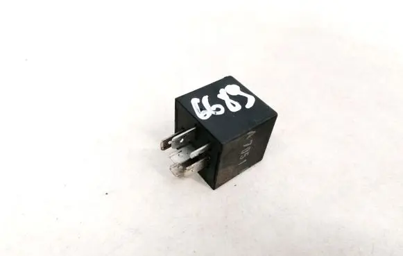 Volkswagen PASSAT B3 Other relay 191955531