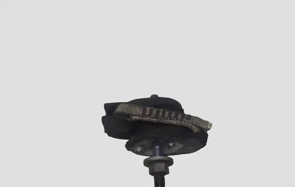 BMW 3 F30 F35 F31 Gearbox mount 18630710 679661902 679661702