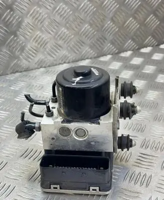 Porsche Cayenne (92A) ABS Pump 7P0614517E
