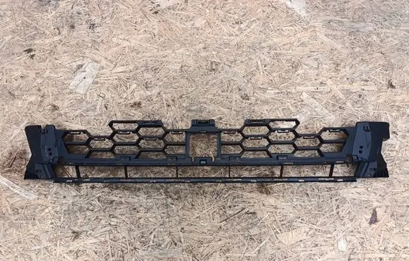 Audi A3 8Y Front bumper lower grill 8Y0807647A