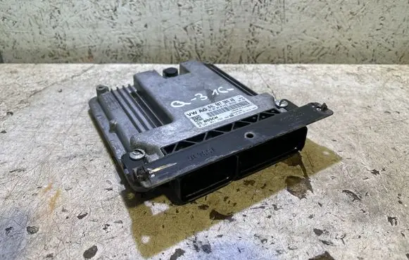 Audi Q3 8U Engine control unit/module 04L907309AB 0281031786 1039S80385