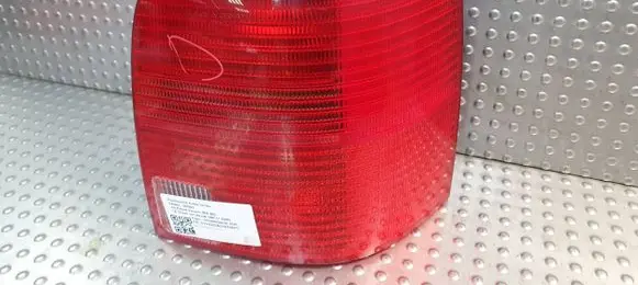 Volkswagen PASSAT B5 Rear/tail lights 3B9945112F