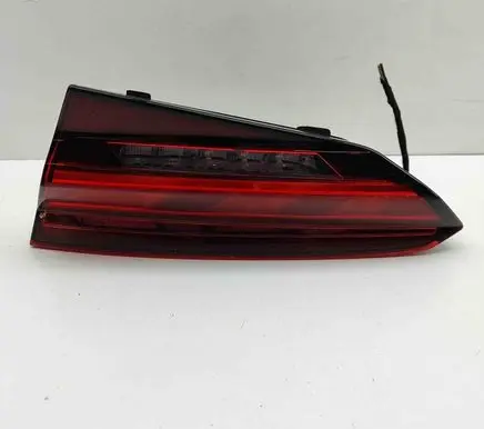 Audi A5 Tailgate rear/tail lights 8W6945094AA