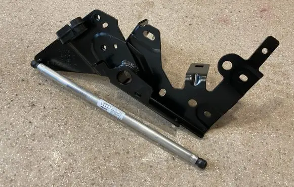 Audi A7 S7 4G Tailgate/trunk/boot hinge 4G8827857S